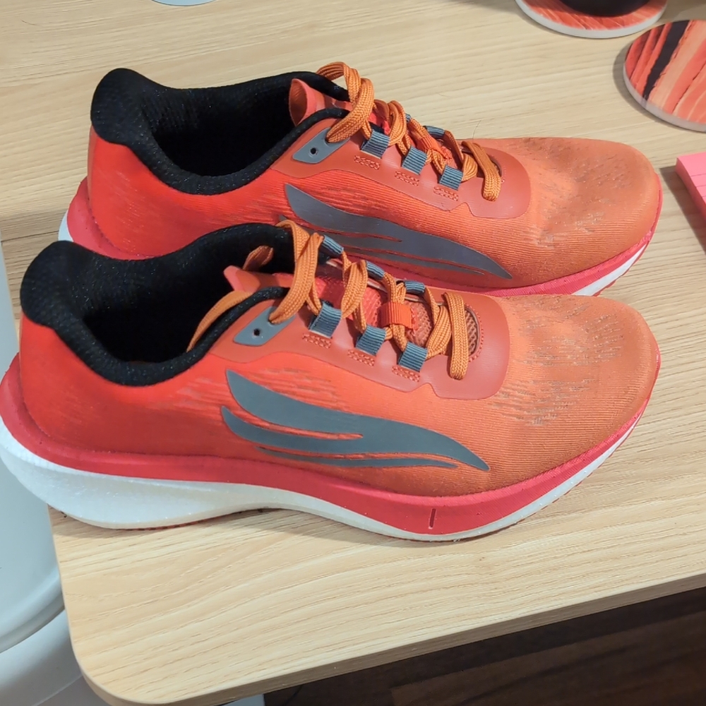 Men's Athletic Shoes in Reddish Orange And Silver